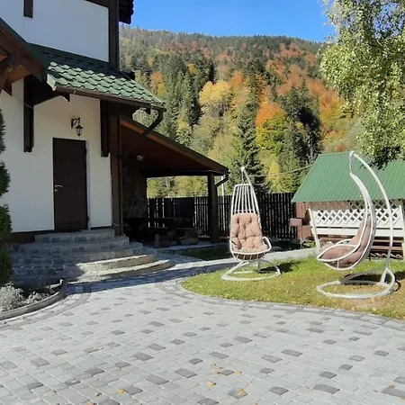 Hotel Girska Sonata & Mykulychyn